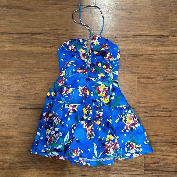 OPEN TO OFFERS Anthropologie Blue Floral Halter Mini Dress Size Small - Picture 2 of 4